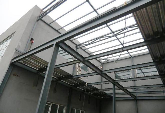 阳光房做法除了铝合金还有其它结构威客电竞要考虑安全、价格和美观(图8)