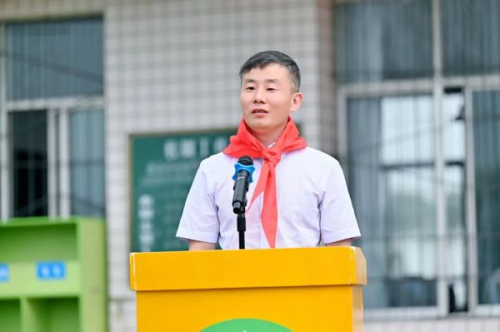 莫威客电竞干山板材首座ENF环保乡村公益图书馆6月20日正式开馆(图2)