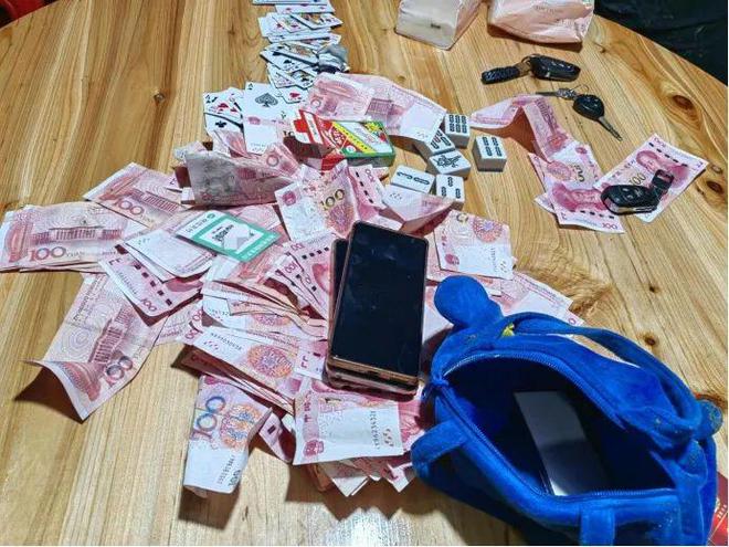 威客电竞抓获16人！阳江阳西公安将这个赌博窝点“一窝端”(图1)