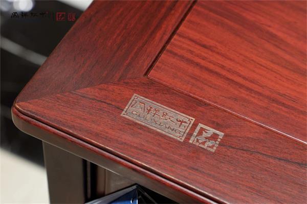 东阳知名红木厂家国祥红木： 常悟红酸枝之美余味无穷！威客电竞(图6)