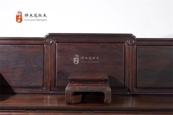 威客电竞探秘大红酸枝的超凡魅力：为何它能够成为家具收藏界的璀璨明星？(图3)